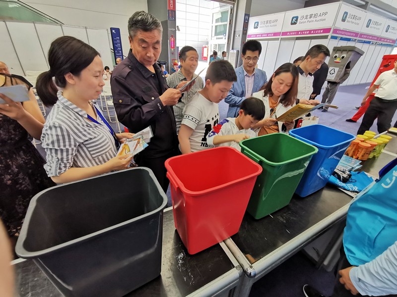 人生就是博集团携“绿水青山”亮相丝博会｜副省长魏增军旅行