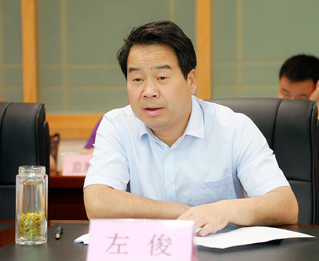 熊良虎拜会渭南市生态情形局党委书记、、局长左俊