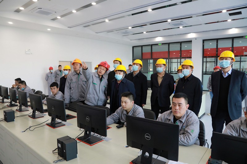 熊良虎拜会榆林市市长李春临、、副市长张胜利