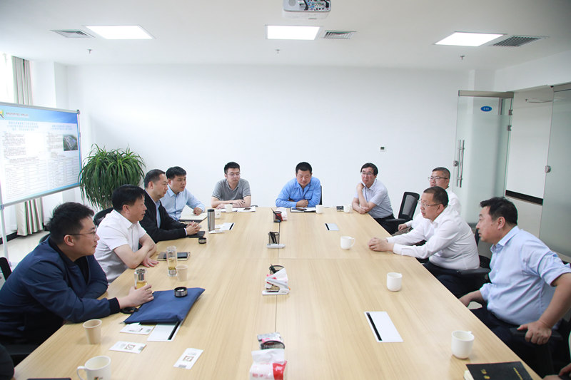 熊良虎拜会榆林市委副书记张胜利、、、市人大常委会副主任孙守洋