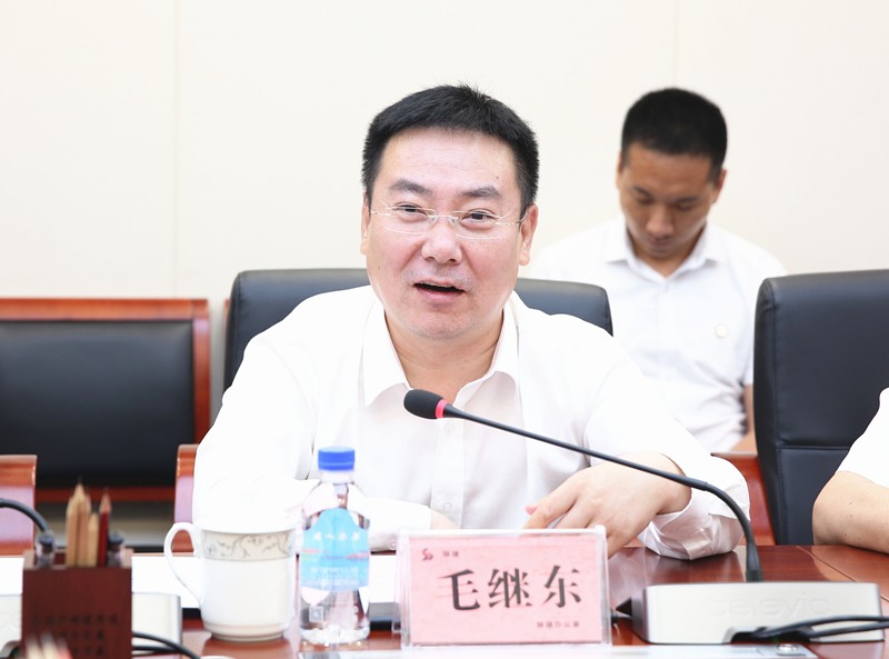 人生就是博集团与陕西建工集团交流座谈