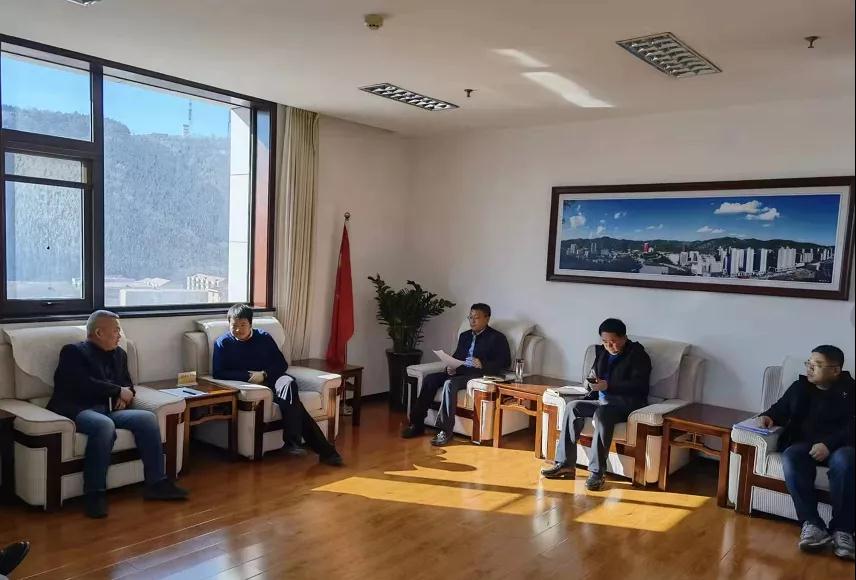 桂宏拜会延安市安塞区委副书记、、区政府党组书记李延武