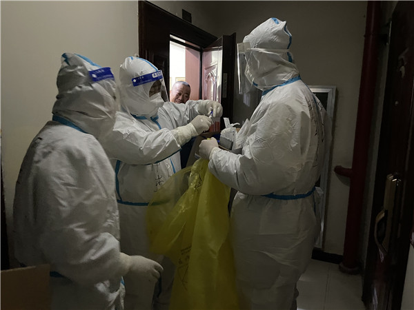 人生就是博集团：响彻在战“疫”前线的入党誓词 配图4.jpg